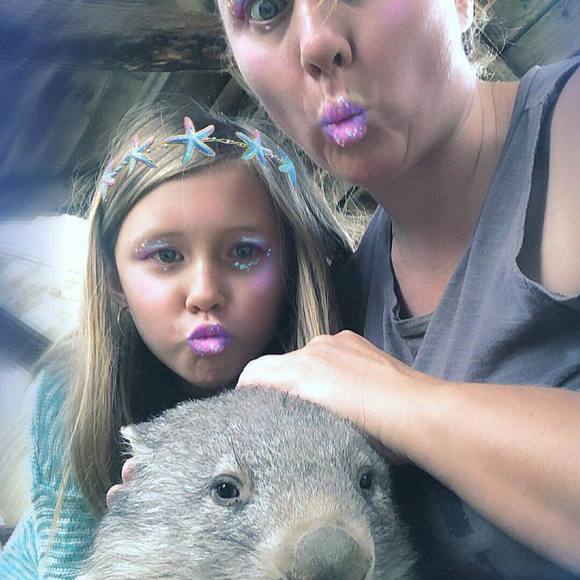 Meet your Posher, Simone - Picture 1 of 1